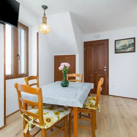 Lanterna Veneziana Апартаменты Ровинь